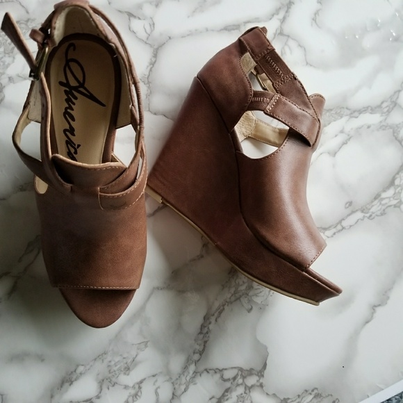 American Rag Shoes - American rag Heels